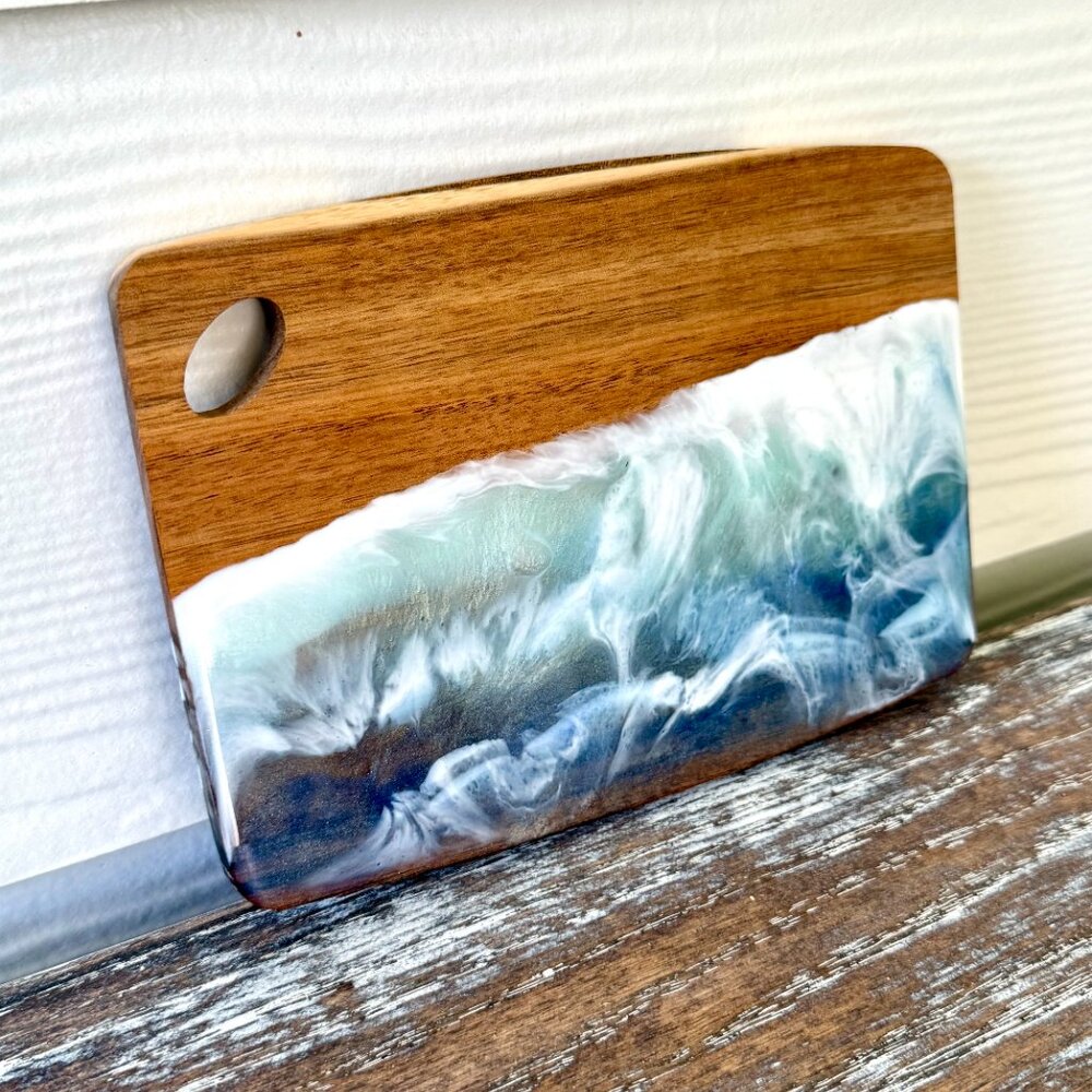 Ocean Waves Resin Wood Cutting Board Charcuterie Board with Handle Cheeseboard B